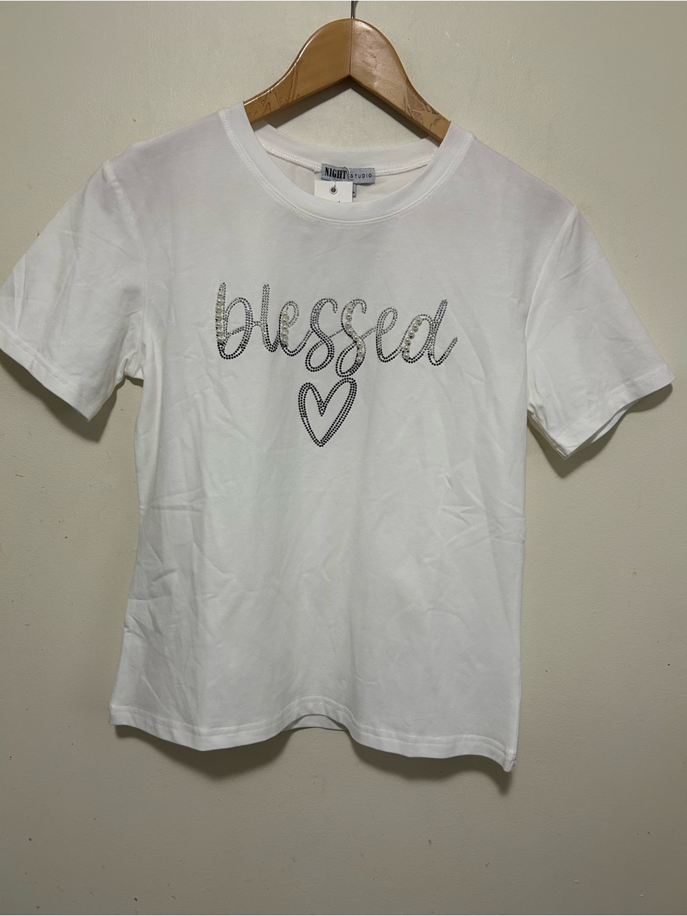 NWT Ivory Bejewelled T-Shirt! Size Small